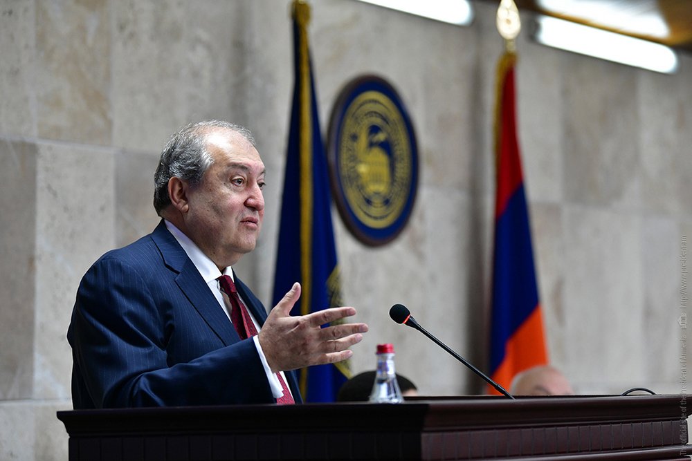 “Glorious 50 years, excellent results and, I believe, a bright future,” President Sarkissian participated at the session dedicated to the 50th anniversary of the Department of Oriental Studies of the YSU