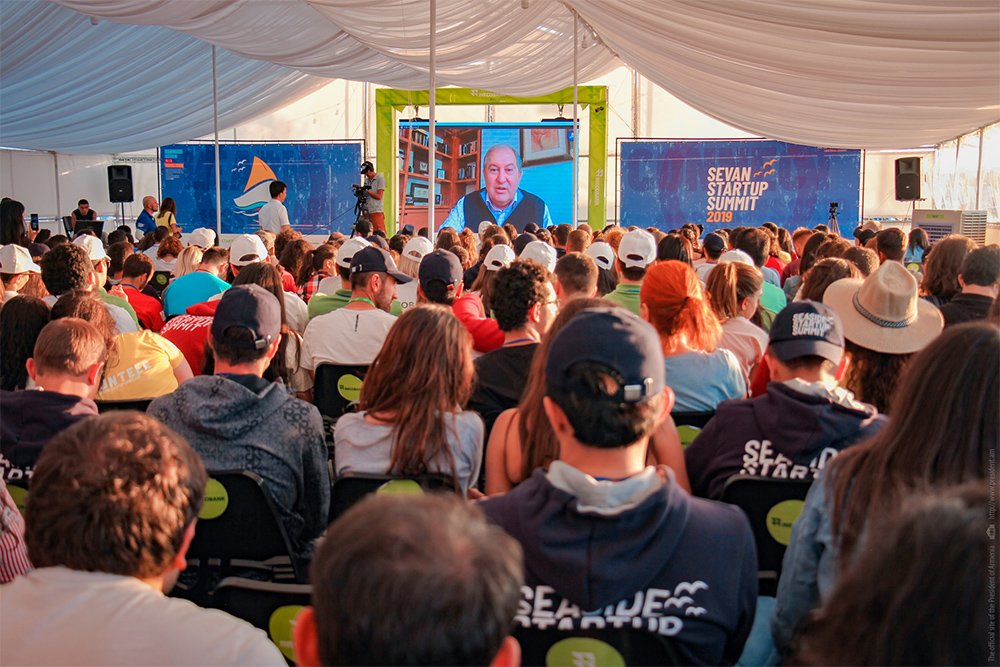 President Sarkissian conversed via video connection with the participants of the “Sevan Startup Summit -2019”: Armenia should be a favorable place for young talents