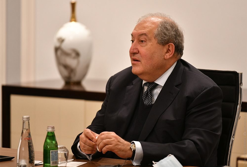 The road is difficult, but we can overcome it if we are all together, not divided․ President Armen Sarkissian met with representatives of the Armenian community of Jordan in Amman
