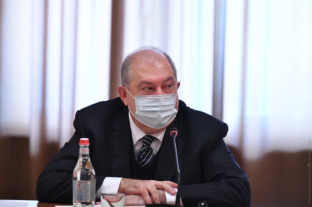 There is a lot to do for setting our country on feet, and the path is one: science and education. President Armen Sarkissian participated in the session of the Council of the RA National Academy of Sciences