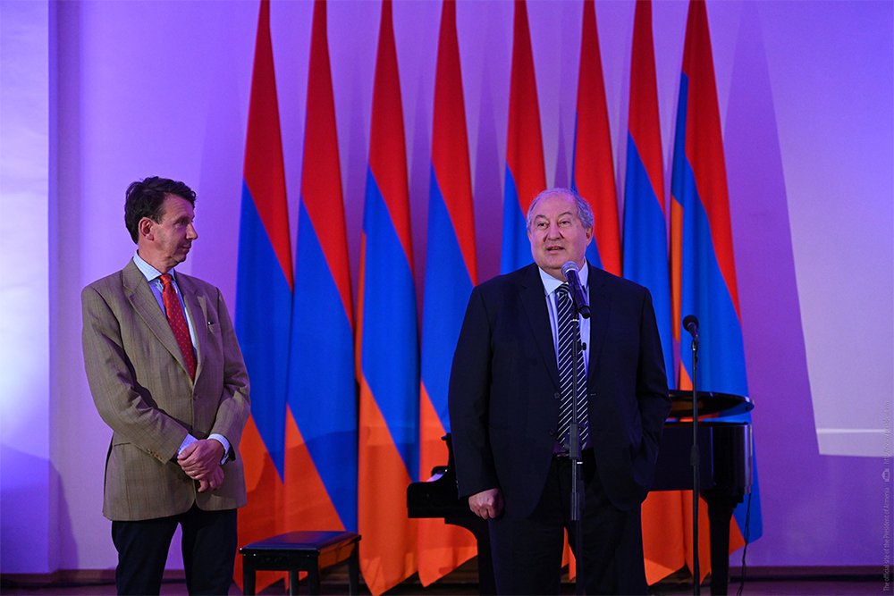 There will be new opportunities for small countries like Armenia in the new world. Reception on behalf of President Armen Sarkissian in honour of the participants of the Armenian Summit of Minds