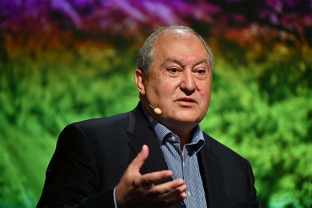 We must build a strong state, based on understanding the change of geopolitics. President Armen Sarkissian addressed the Summit of Minds